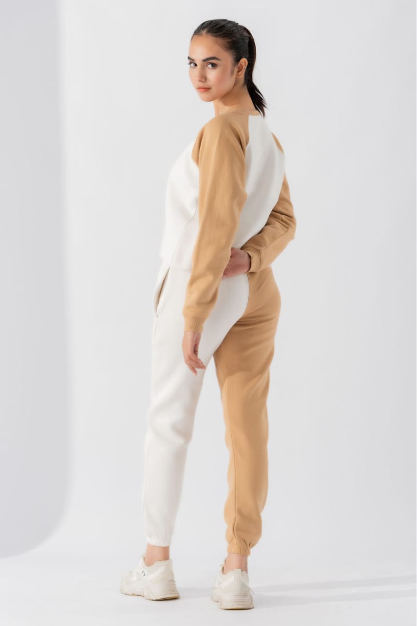 🔥WOMEN SHORT BODY TRACKSUITE💫🌟